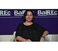 Адина Уелш
